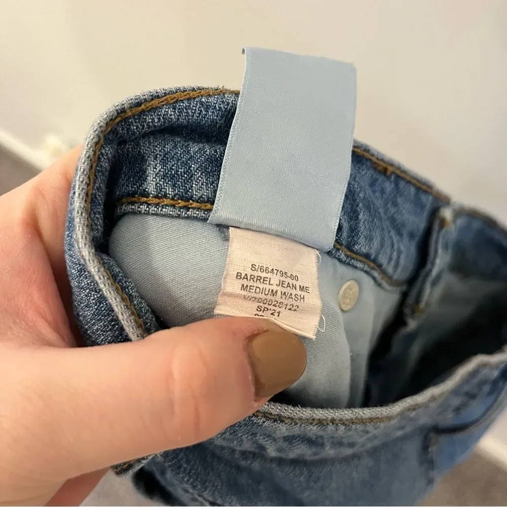 Banana Republic Barrel Jean 27/4 Medium Wash